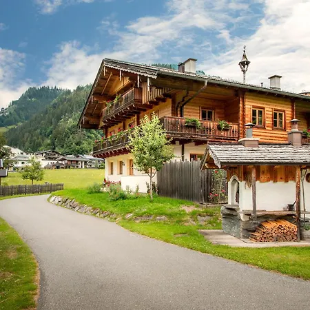 Astlhof Apartament